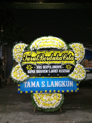 Papan Bunga Duka di Bengalon